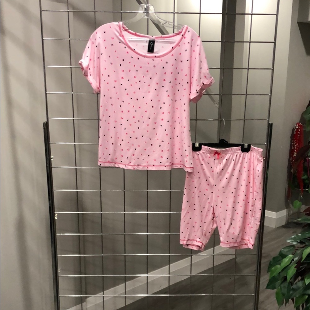 Women’s Poly Spandex Short Sleeve Top with Shorts set